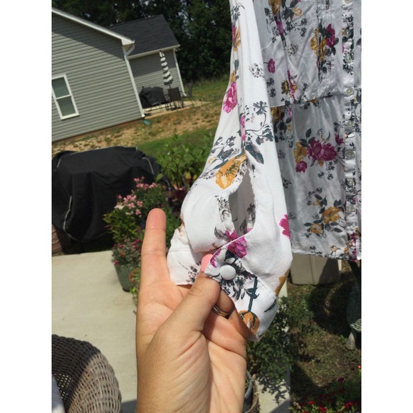 Torrid womens long sleeve blouse top button up floral white tunic sz 2 2x 18 20 - Picture 4 of 11